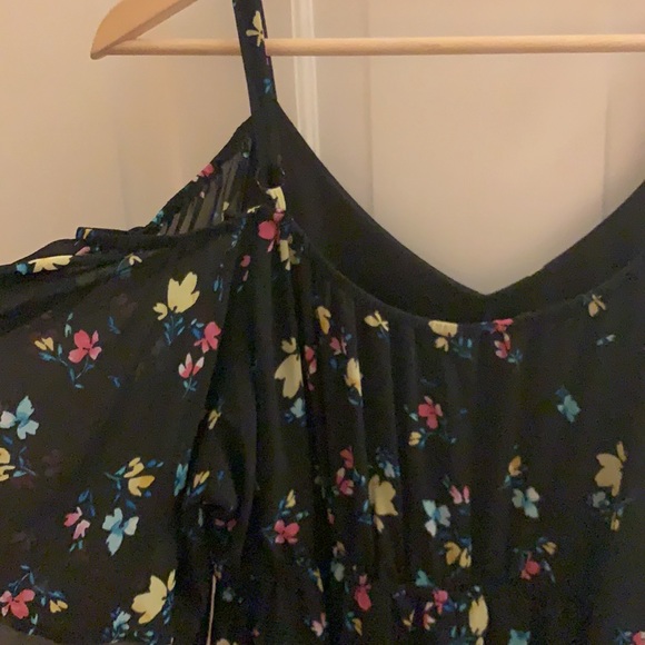 Torrid Size 2 Chiffon Cold Shoulder Floral Dress - Picture 8 of 9
